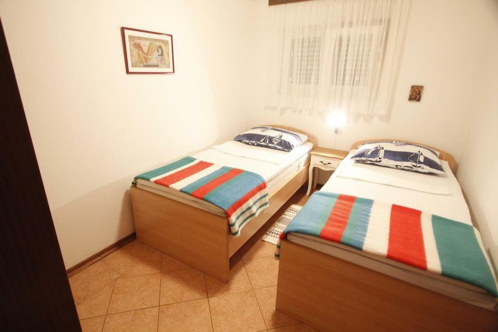 Apartmani Volga Petrcane Exteriér fotografie